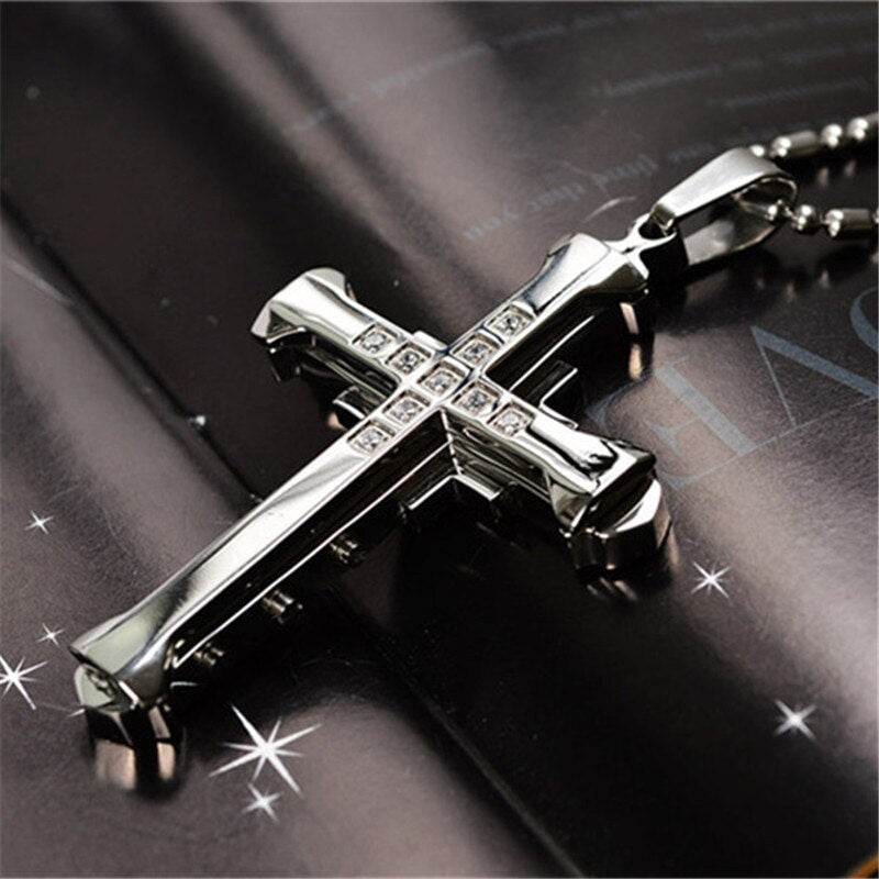 Fashion Arrow Necklace for Men - Black Metal Punk POP Cross Pendant Necklace - A Trendy Simple Fashion Accessory. - Concordia Style Boutique