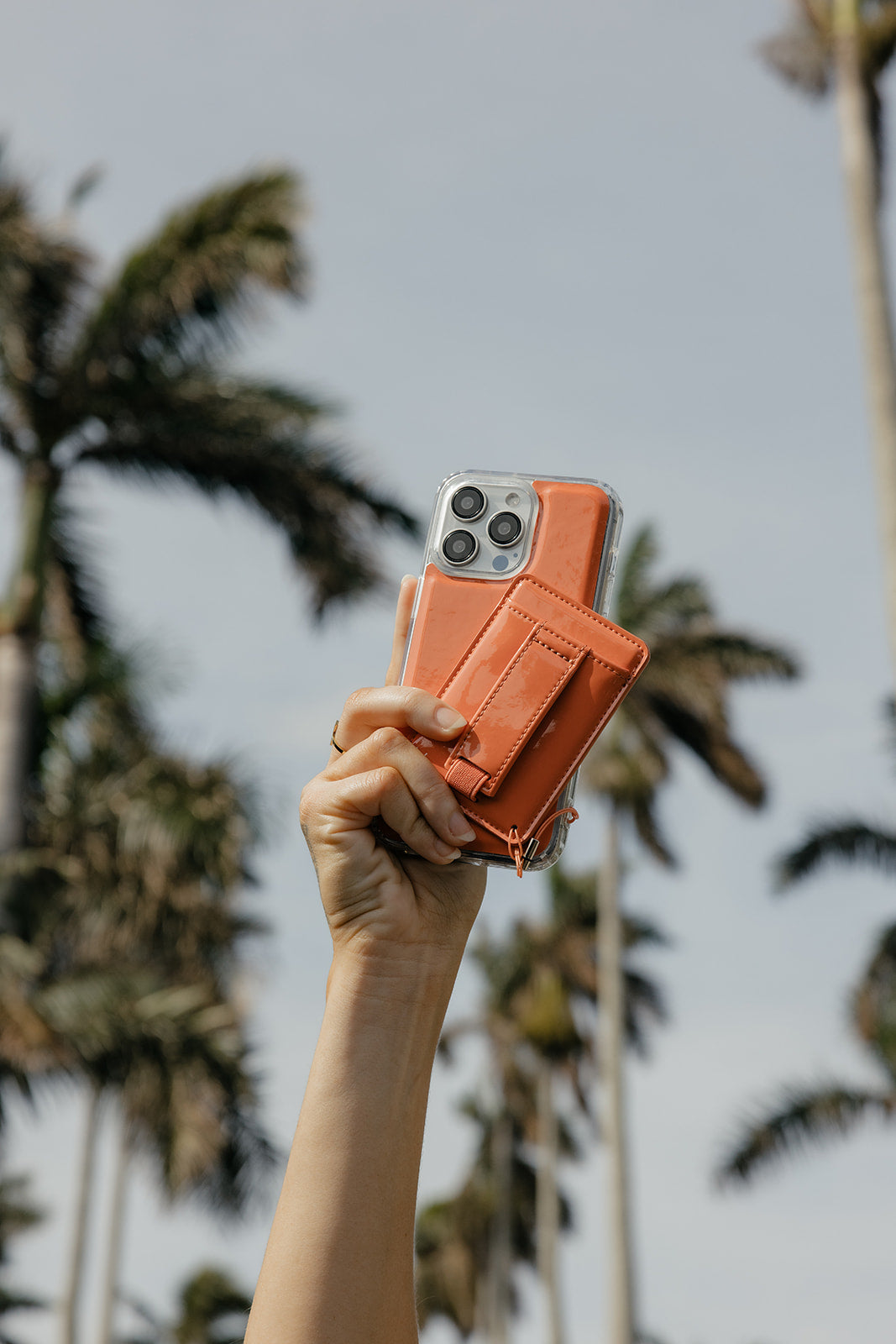 Coral Crush Magnetic Case - Concordia Style Boutique