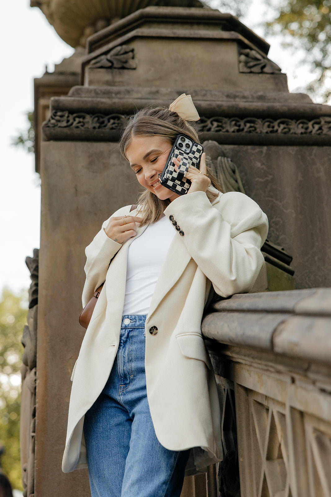 Bow Noir Magnetic Case - Concordia Style Boutique