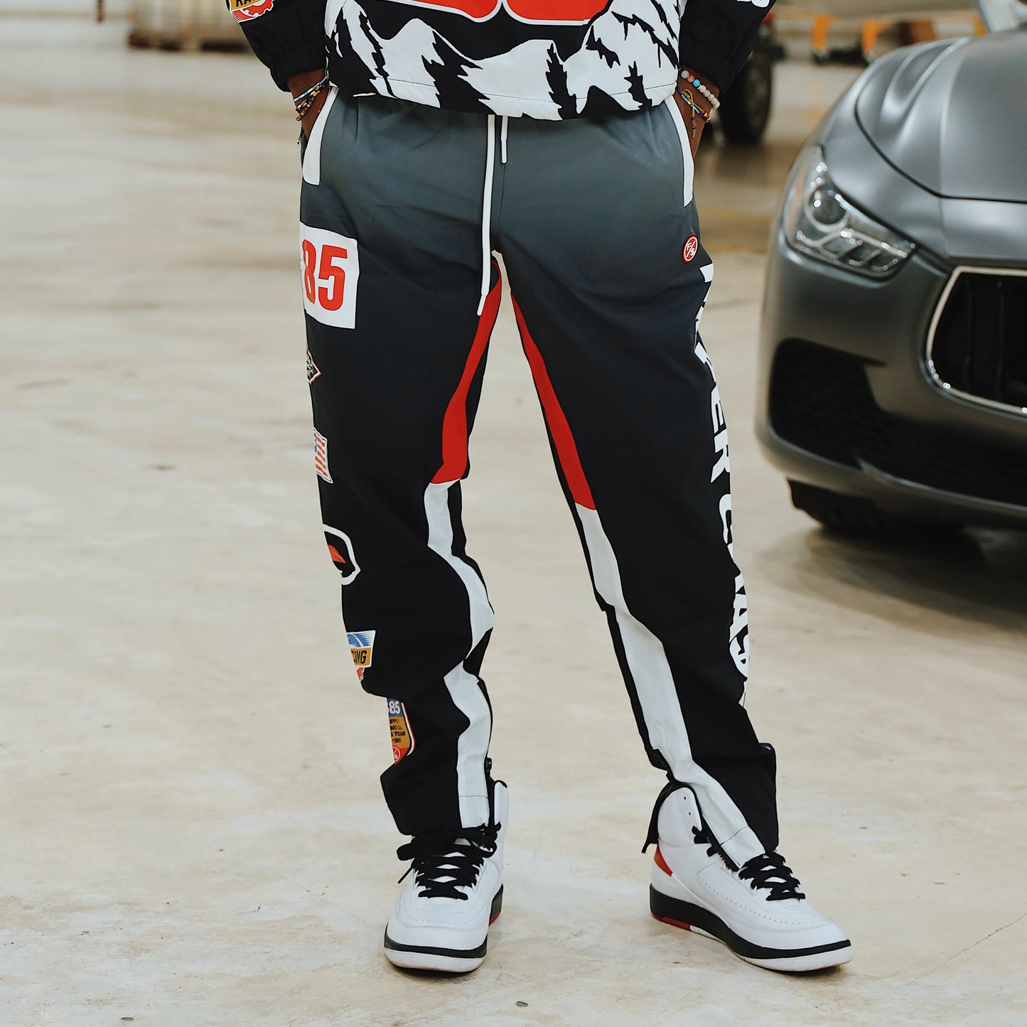 Paperchaser Jogger (Black) - Concordia Style Boutique