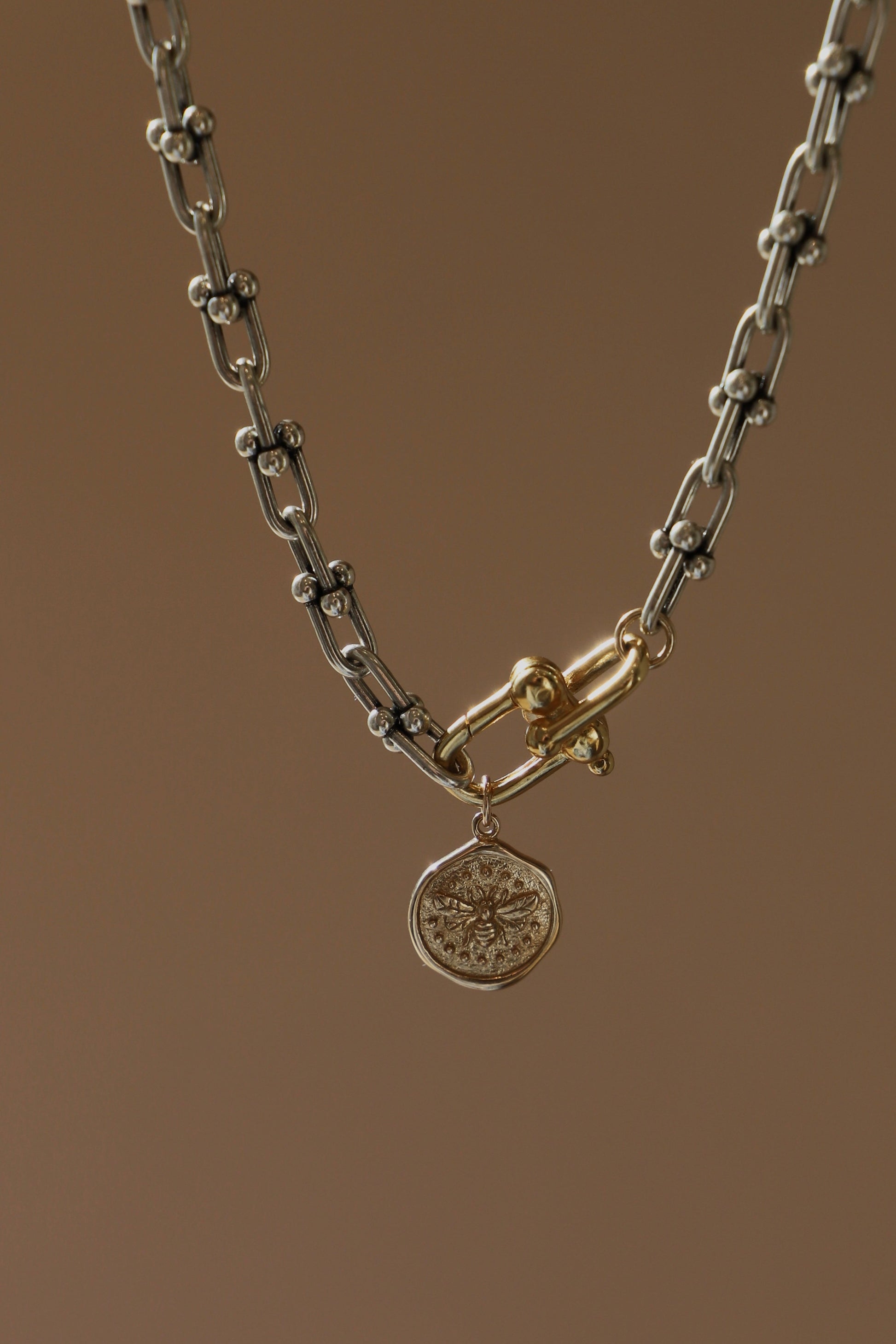 WAX SEAL BEE CHARM - Concordia Style Boutique