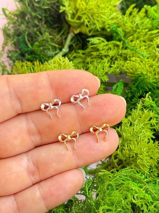 Sweetheart Bow Studs - Concordia Style Boutique