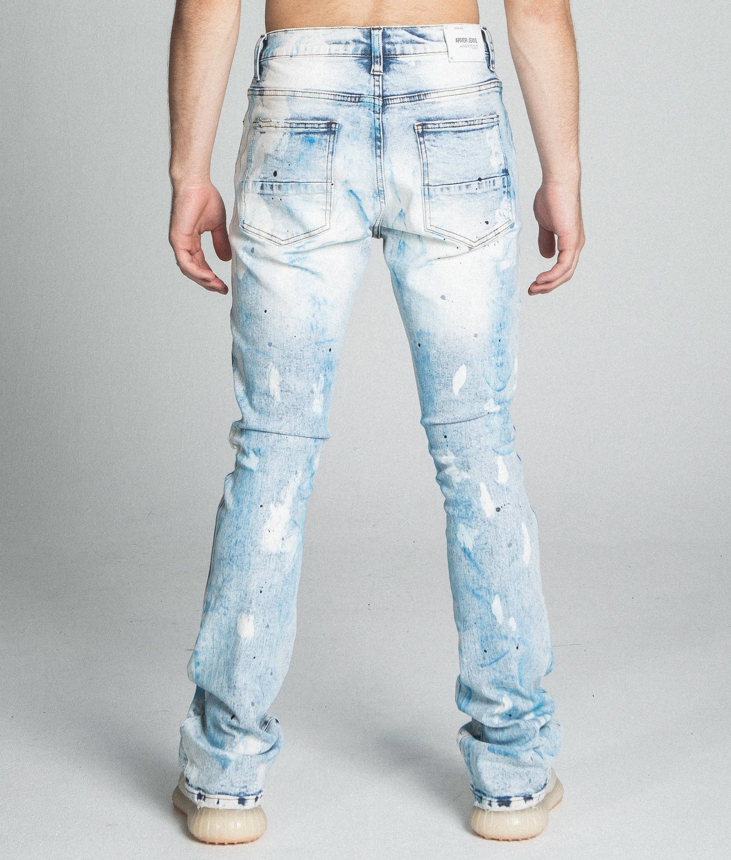 AJ28SK LIGHT BLUE/WHITE PAINT STACKED JEANS