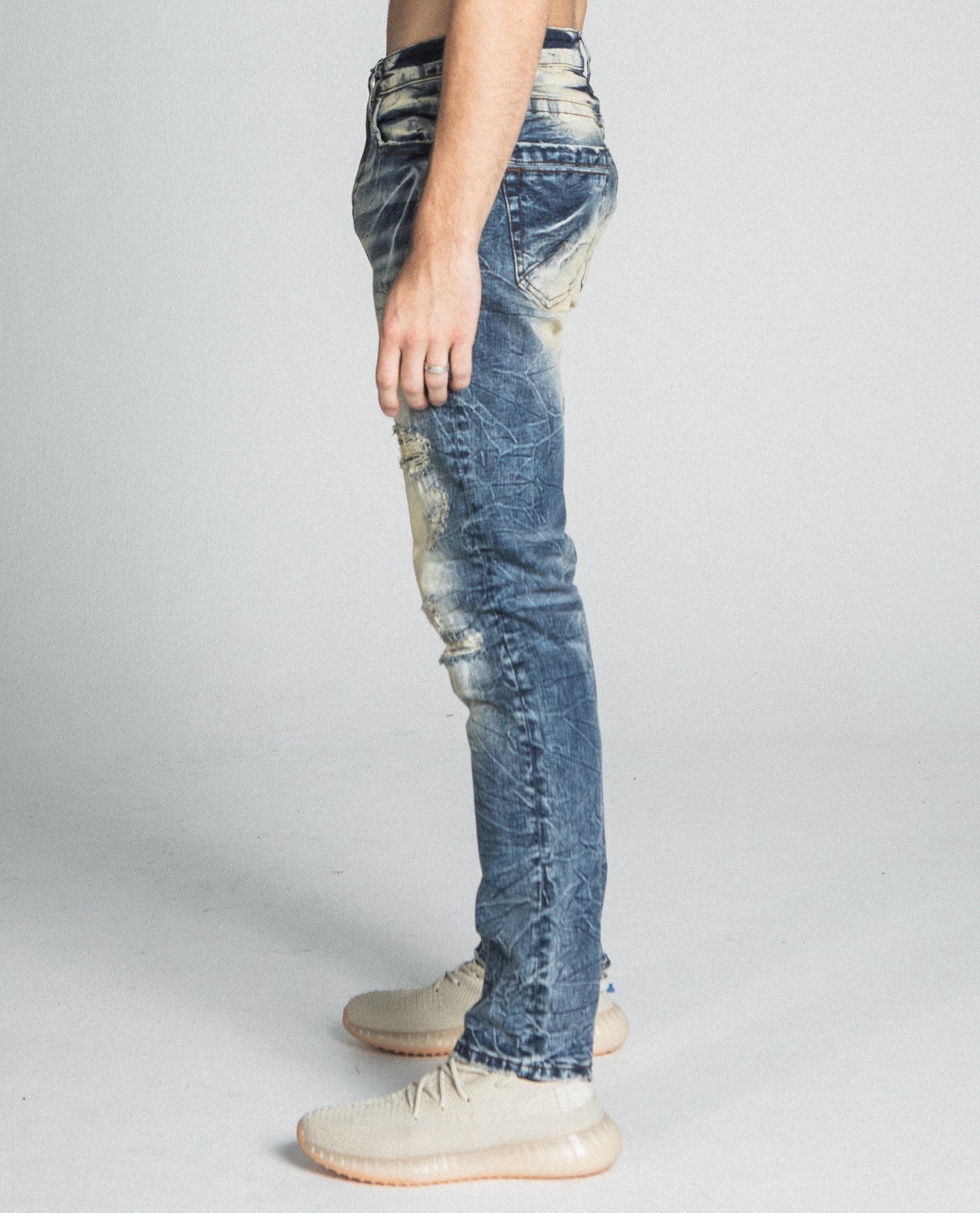 AJ722SL-1 RIPPED VINTAGE SLIM JEANS