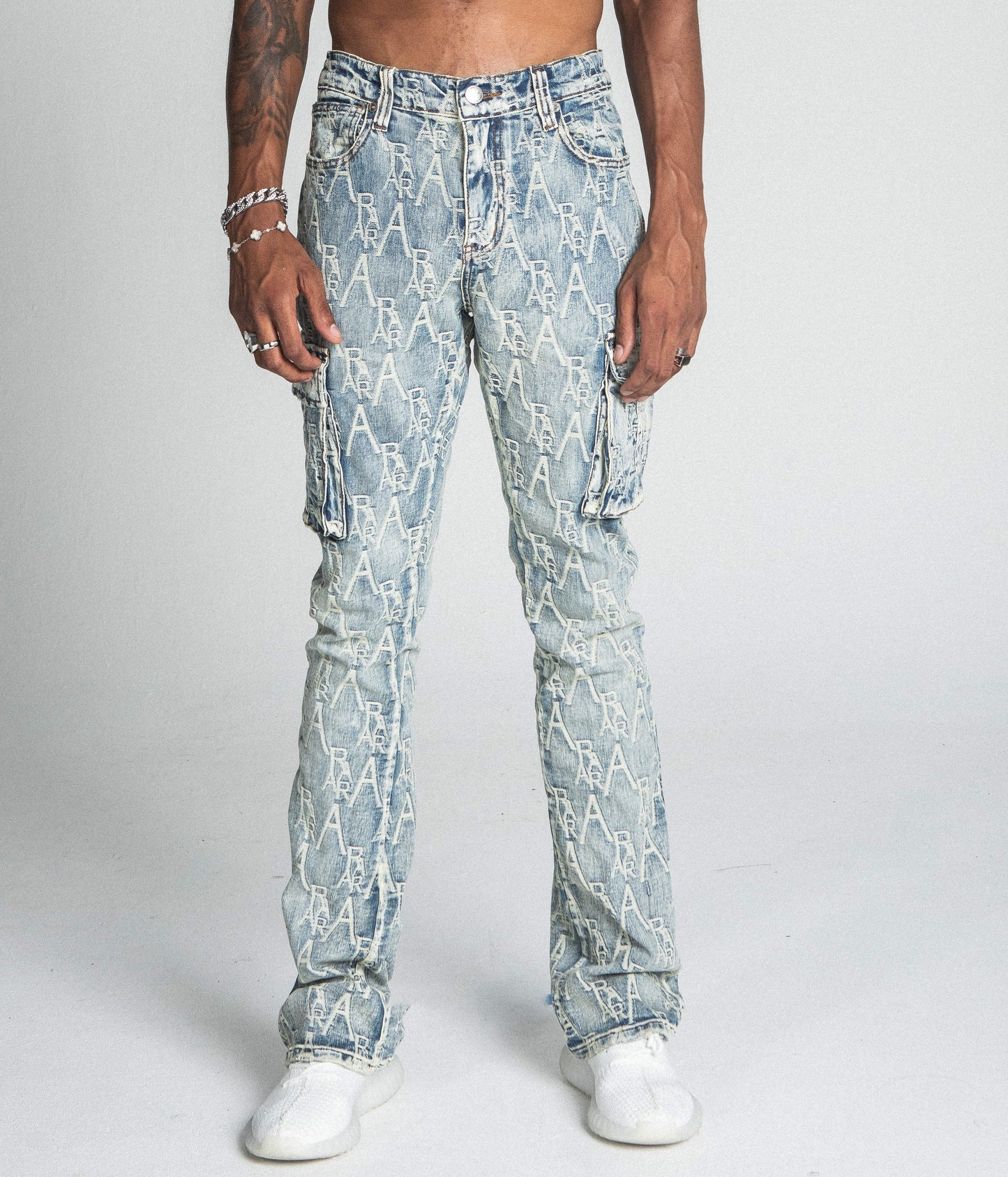 AJ36SK EMBROIDERY VINTAGE CARGO STACKED JEANS
