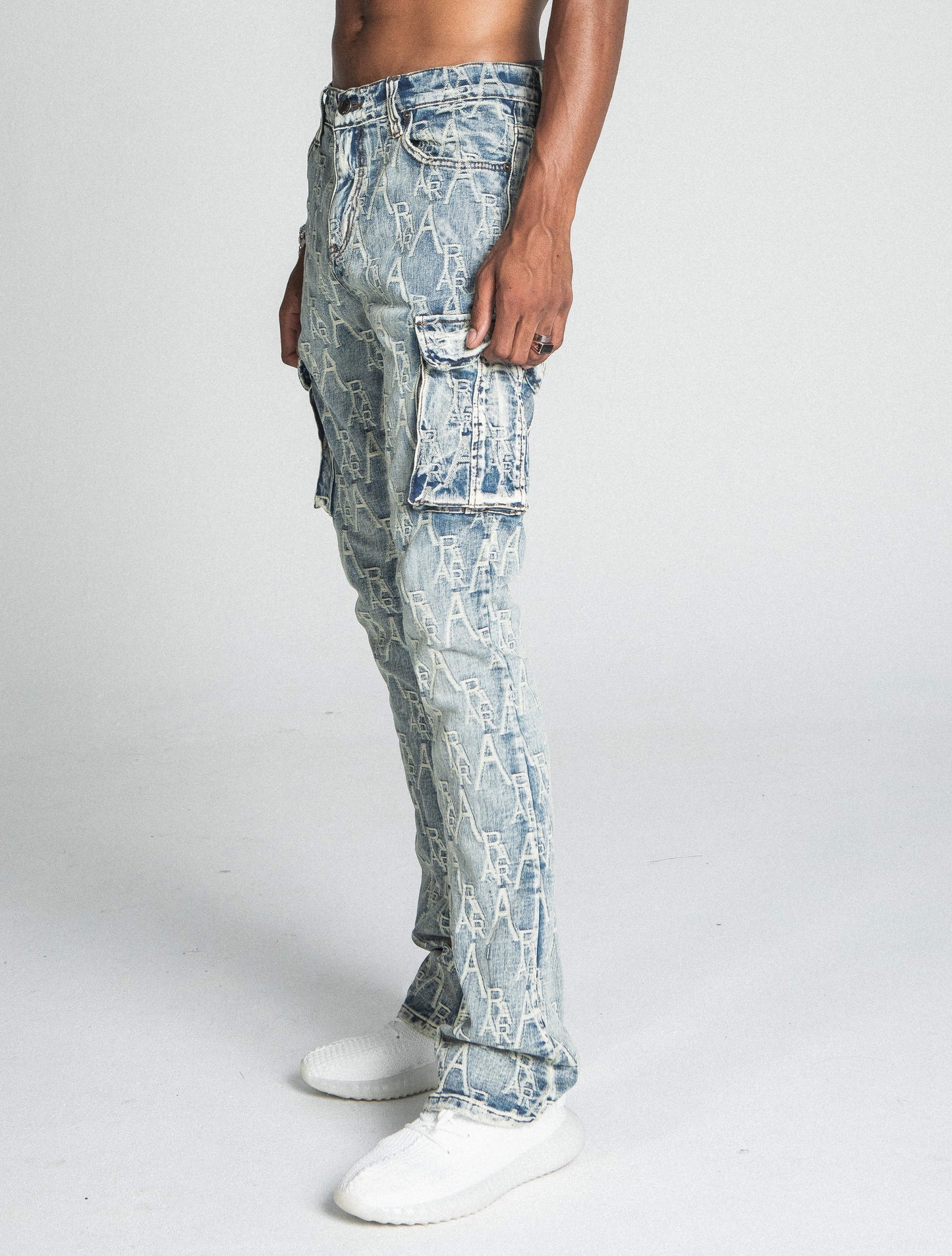 AJ36SK EMBROIDERY VINTAGE CARGO STACKED JEANS