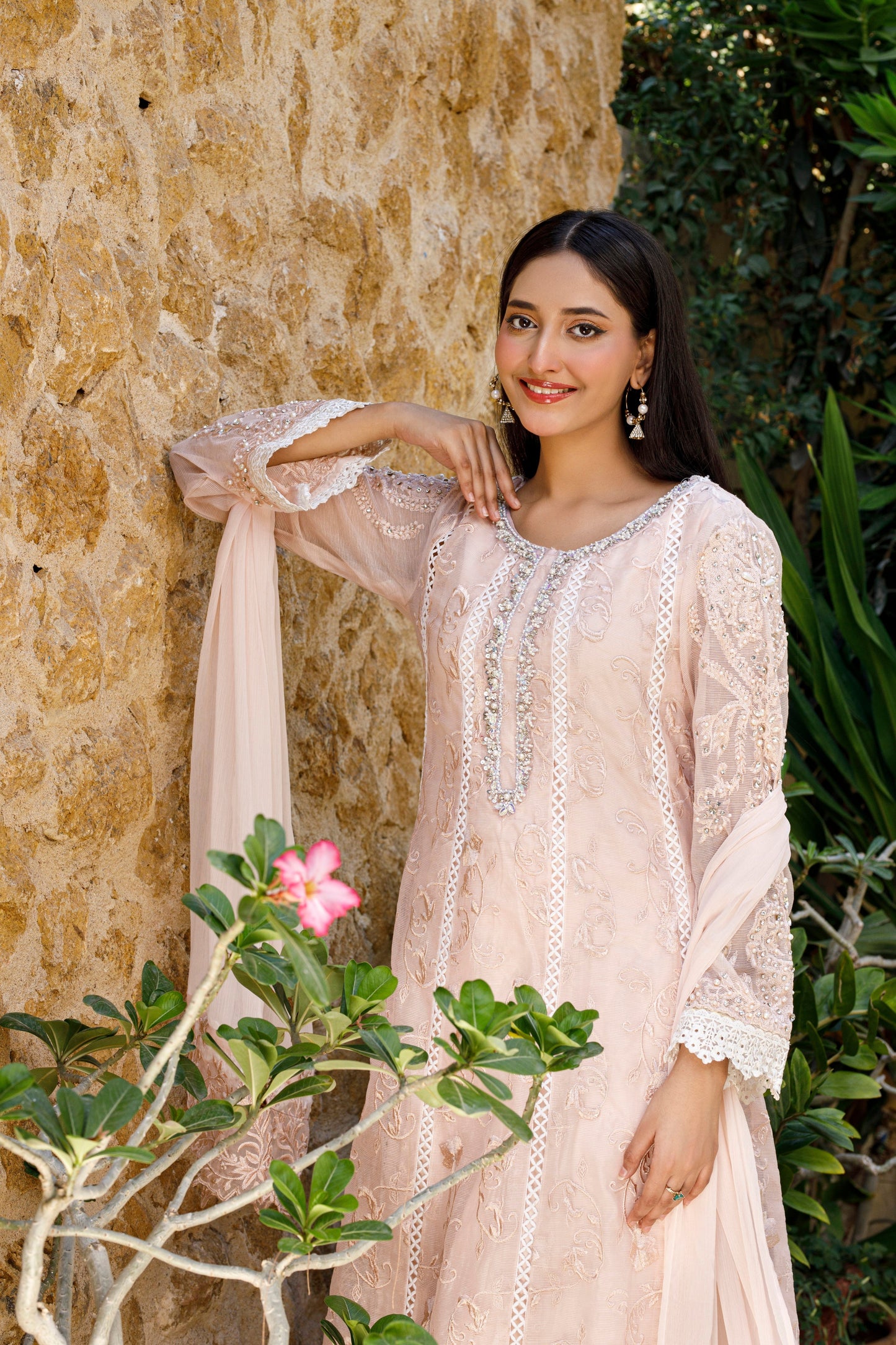 Mona - K-152-12212403