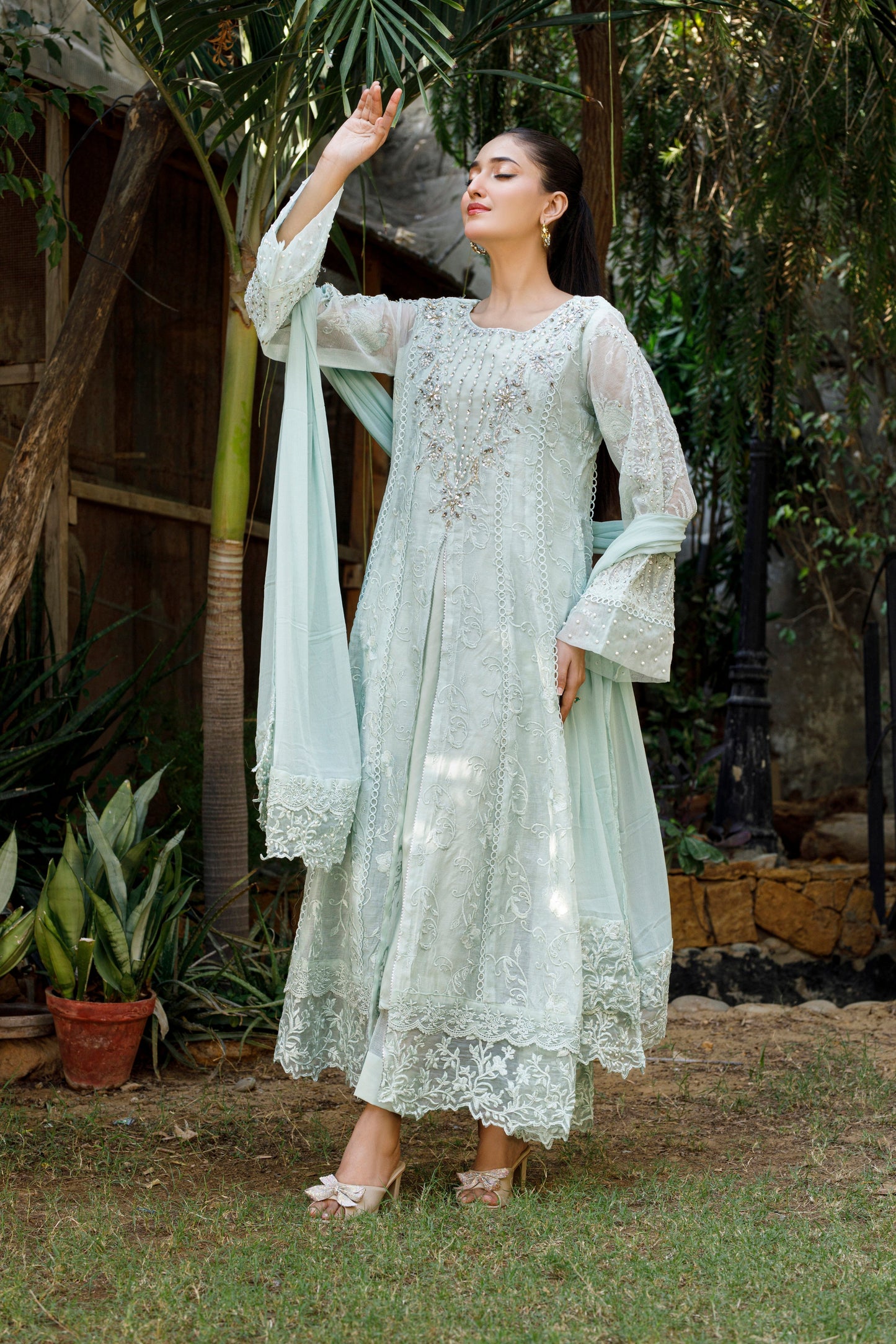 Mona - K-160-01072501