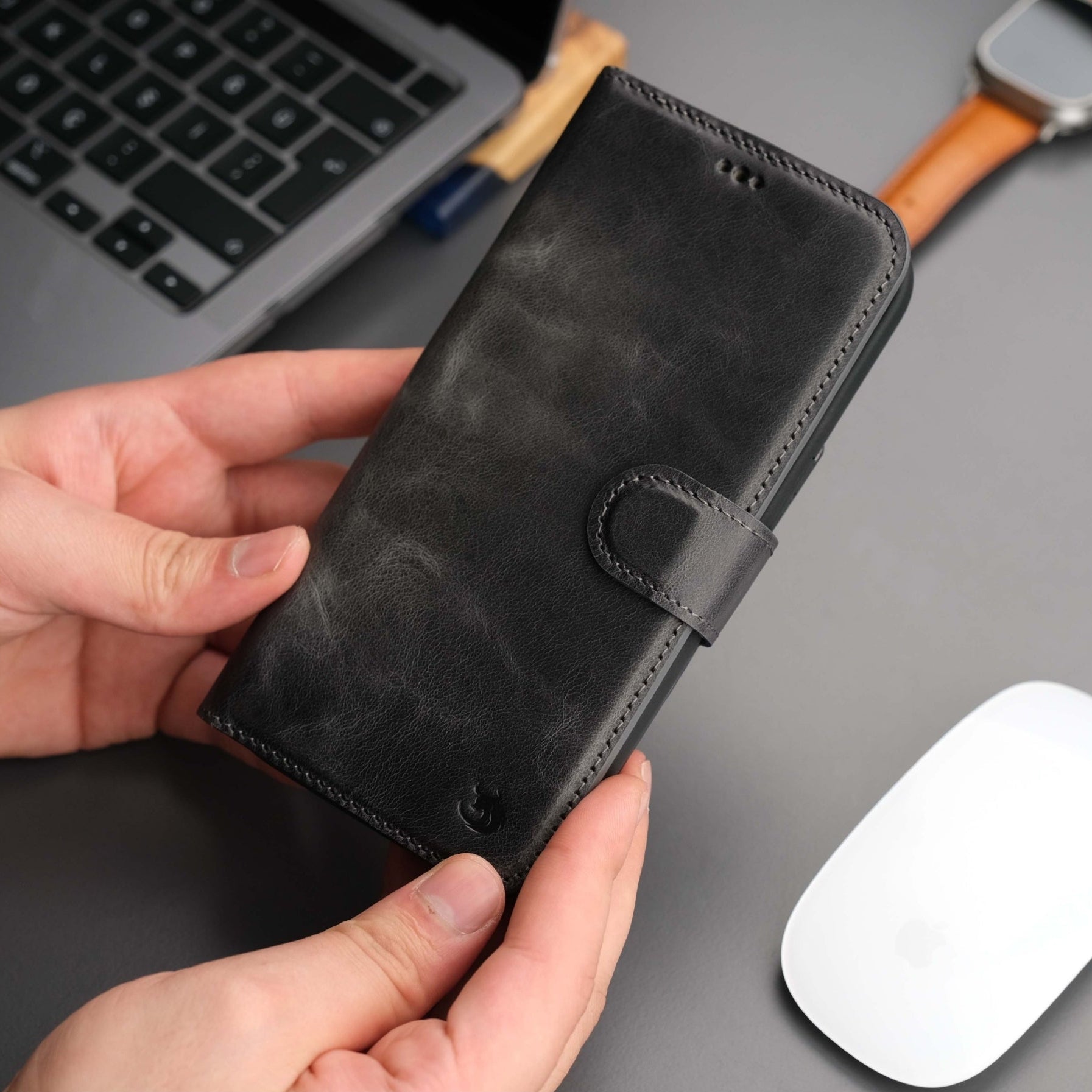 Casper Leather iPhone 14 Pro Max Wallet Case | MagSafe - Concordia Style Boutique
