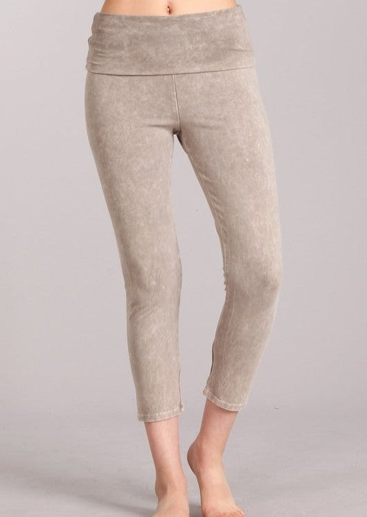 Easy Fit USA Cotton Capri Leggings Made in USA - Concordia Style Boutique