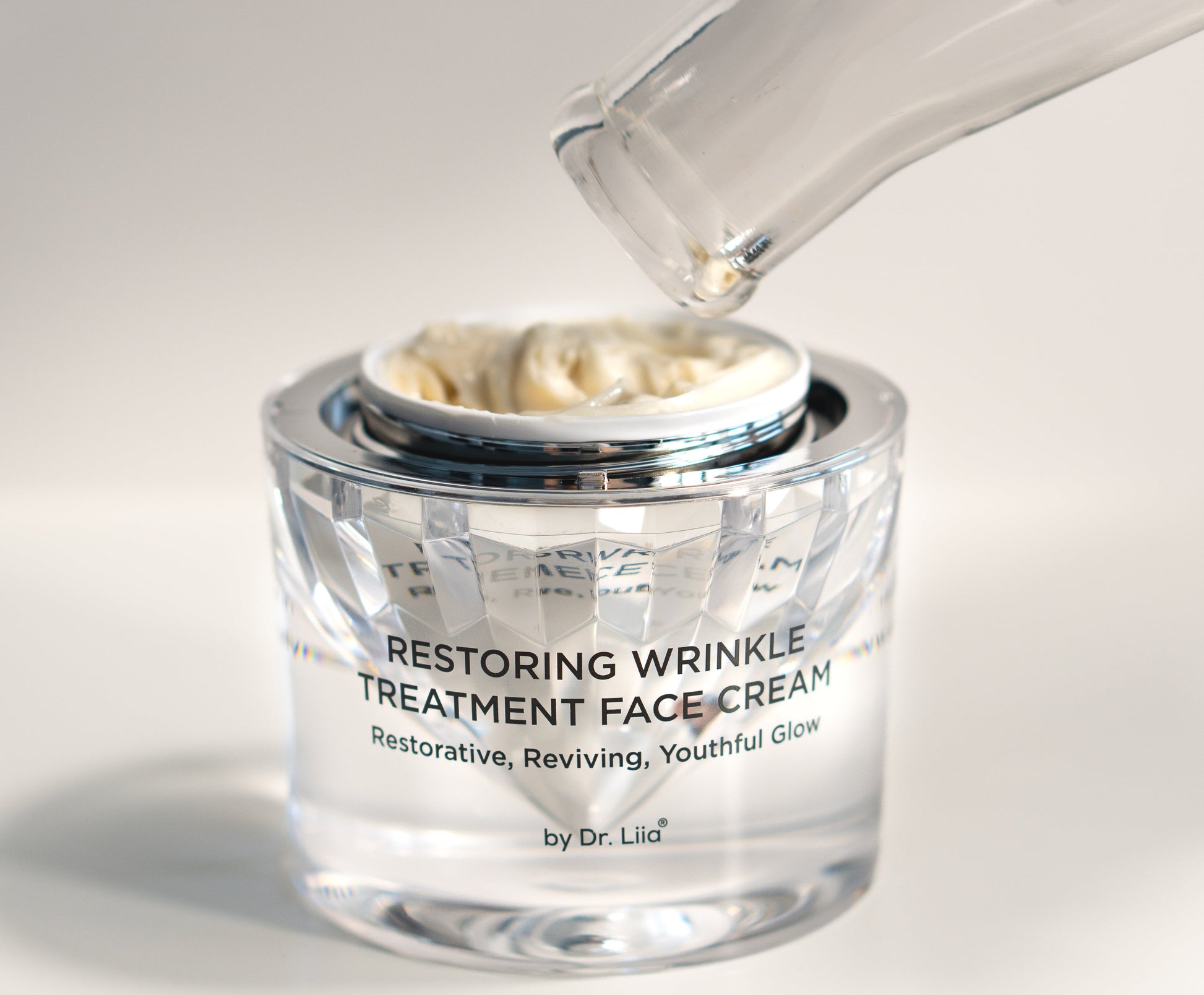 Restoring Wrinkle Treatment Face Cream - Lifting and Firming - Concordia Style Boutique