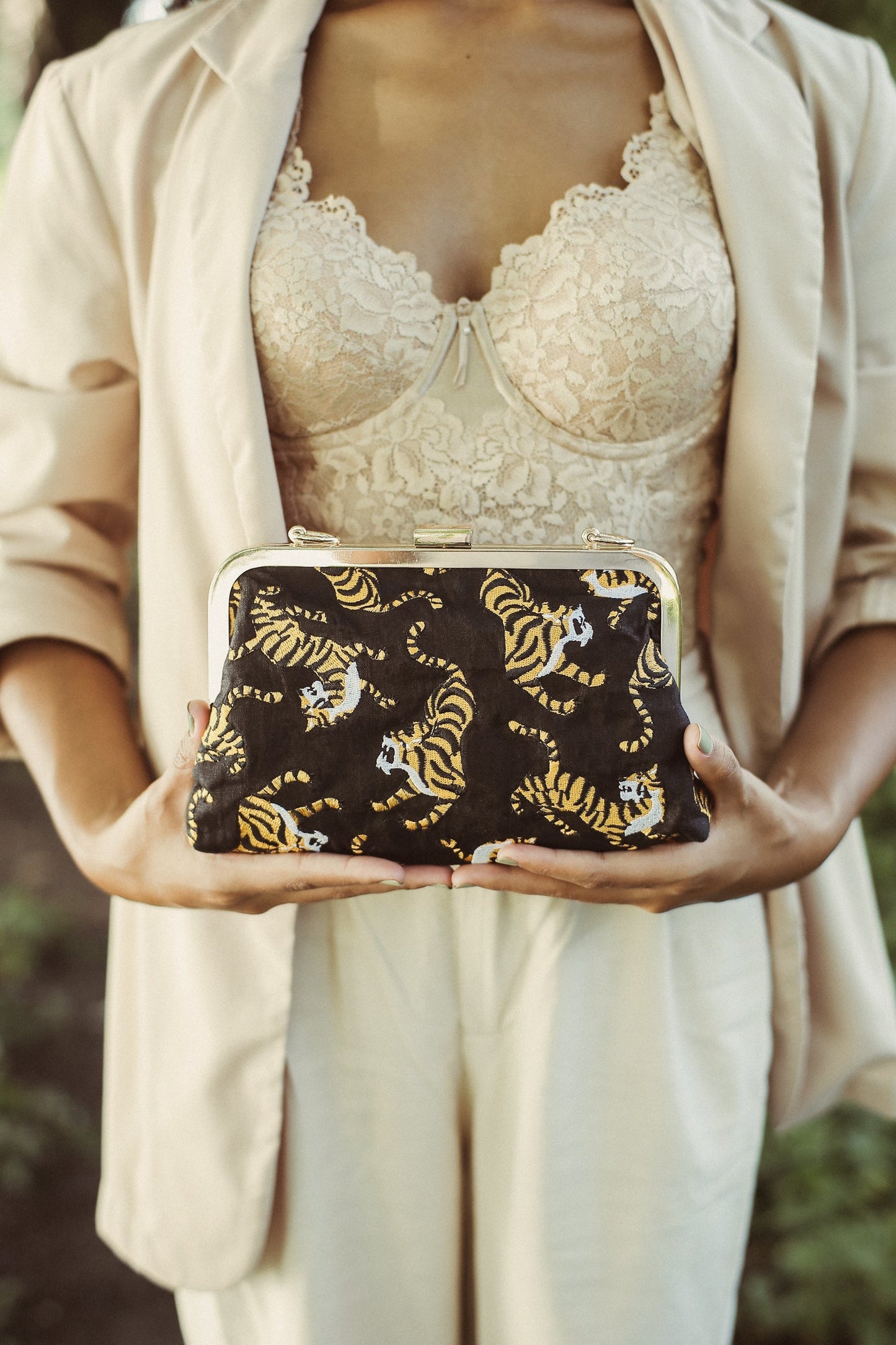 Sumatran Tiger Clutch Bag in Black