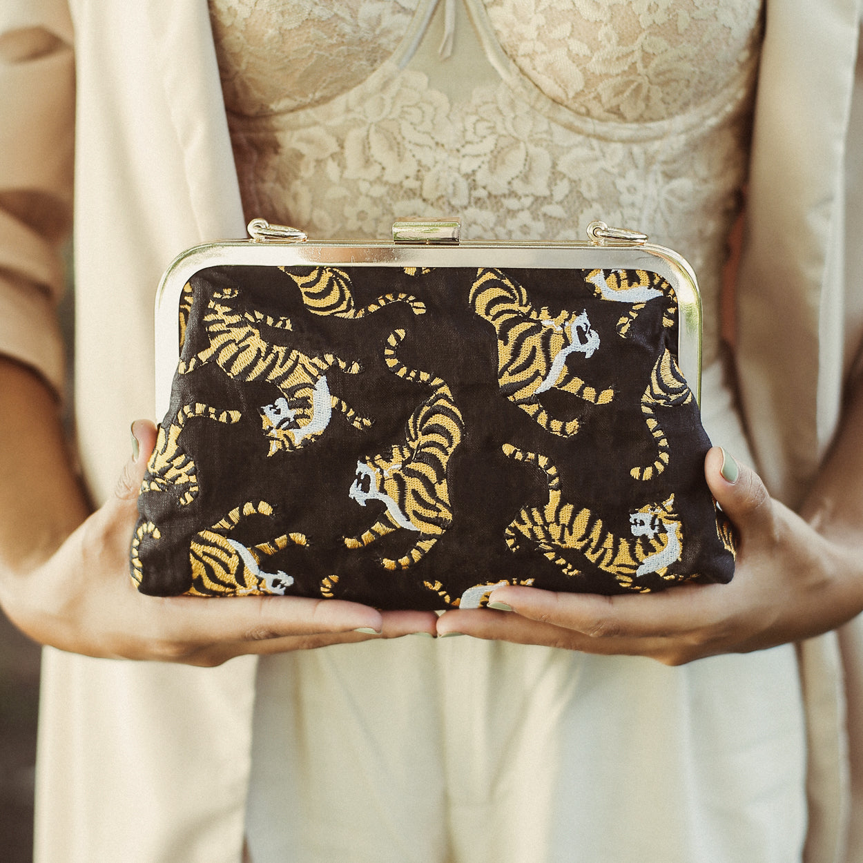 Sumatran Tiger Clutch Bag in Black