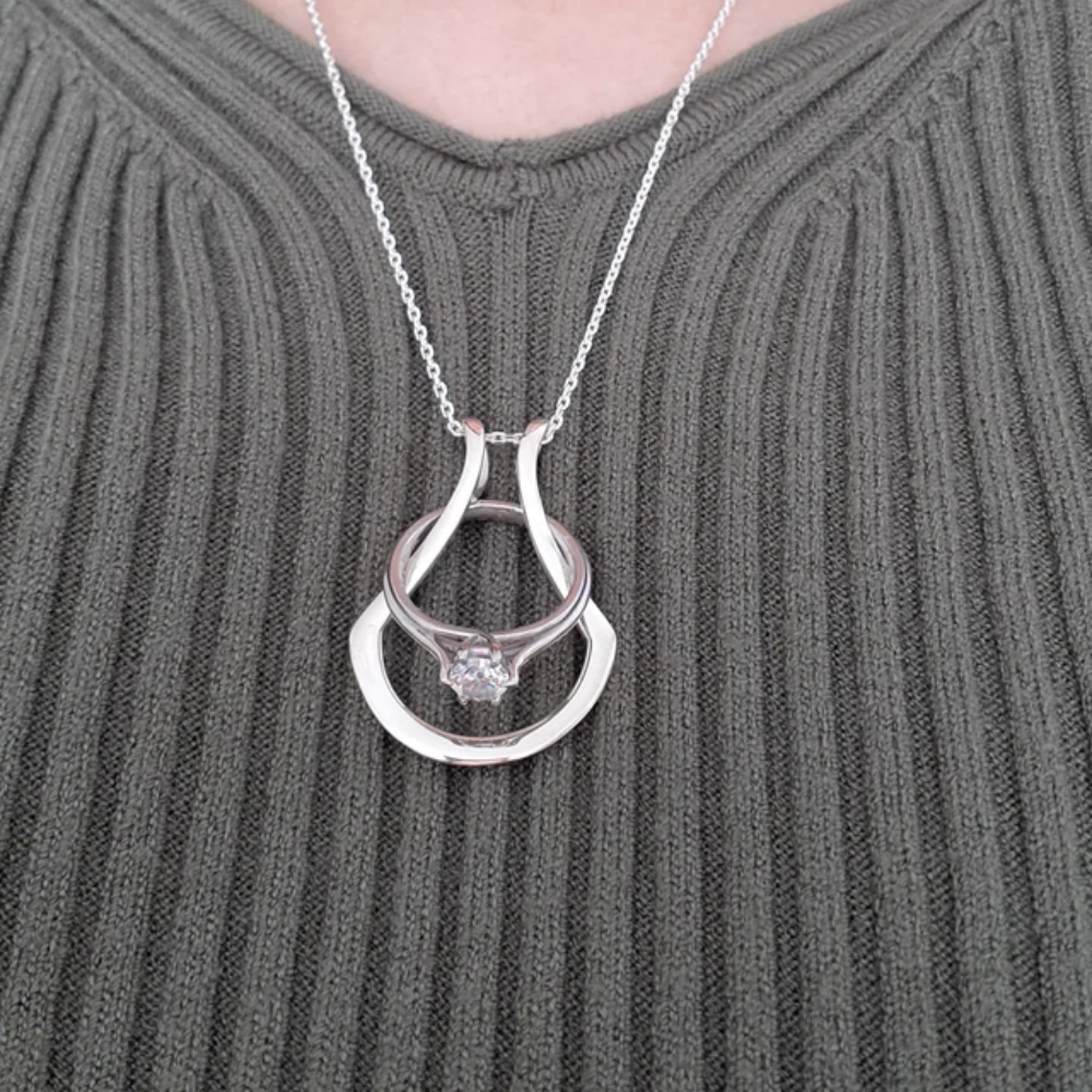 RINGHOLDER NECKLACE - Concordia Style Boutique