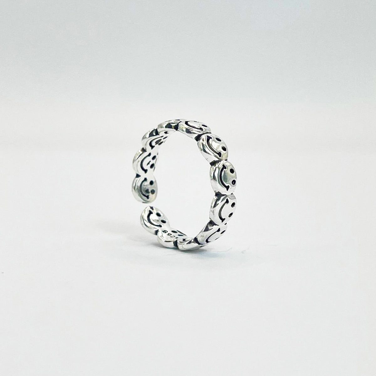 SMILEY FACE RING (ADJUSTABLE) - Concordia Style Boutique