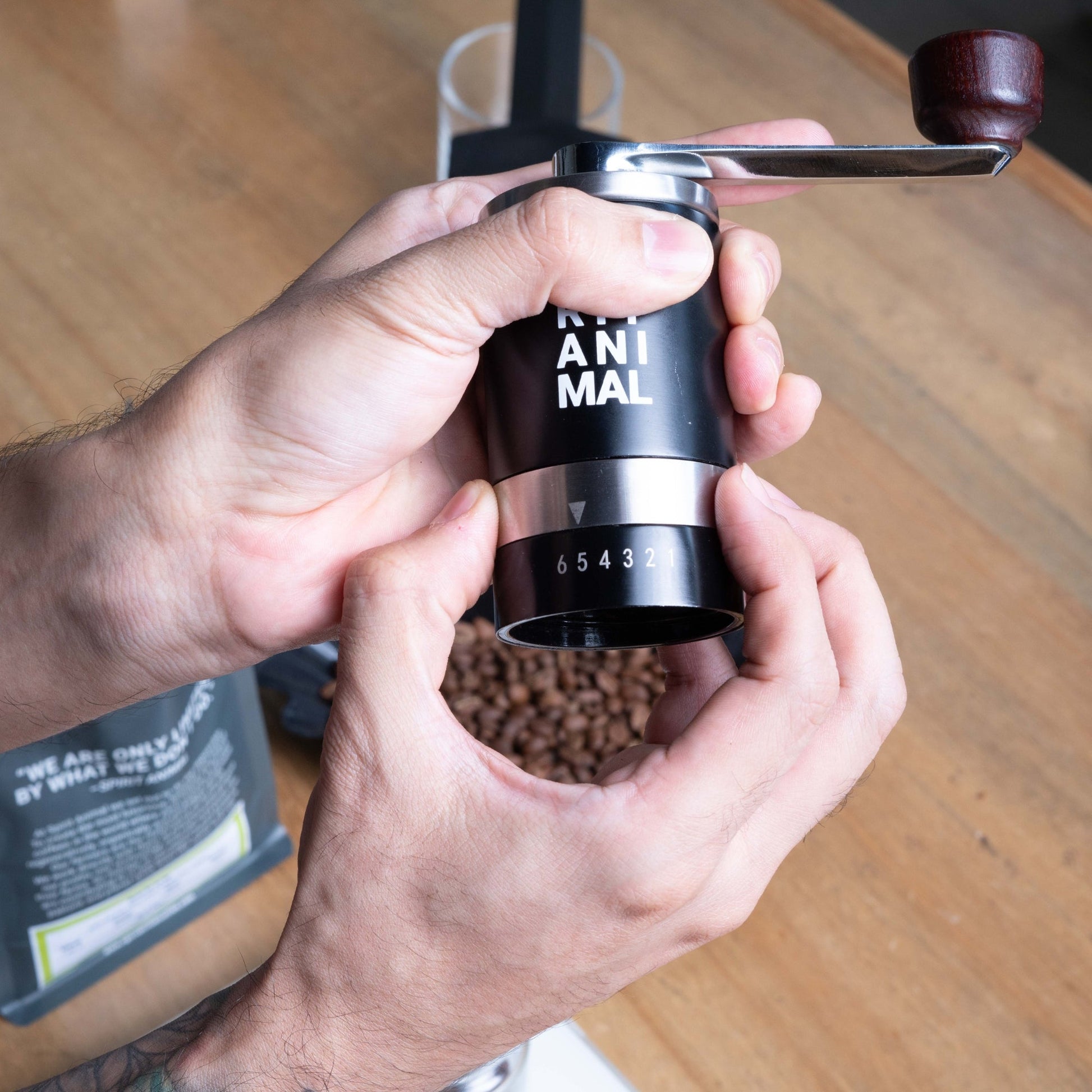 Honduran Espresso Blend Coffee + Grinder - Concordia Style Boutique