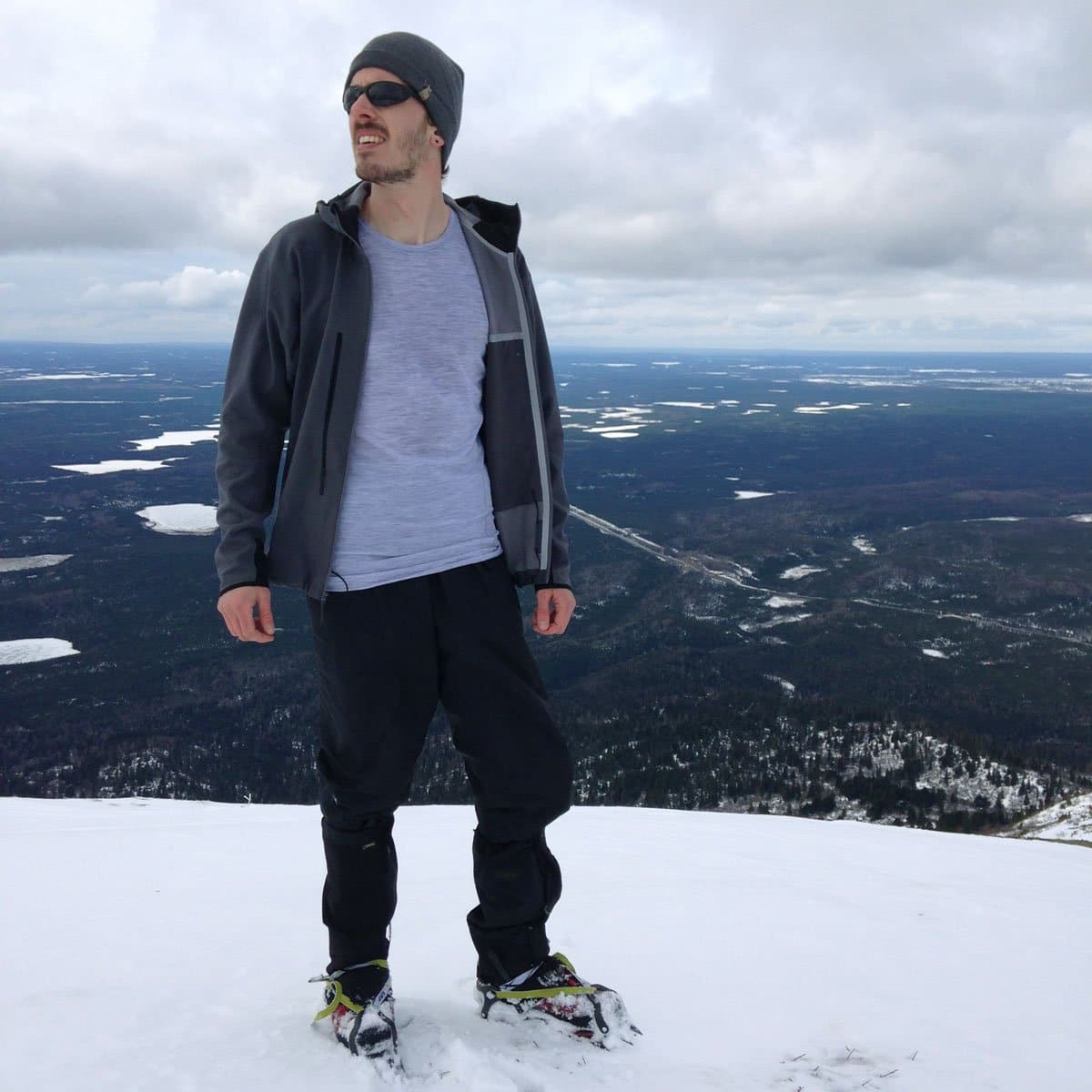 Microweight - Men's Wool Raglan T-Shirt Woolverino - Concordia Style Boutique