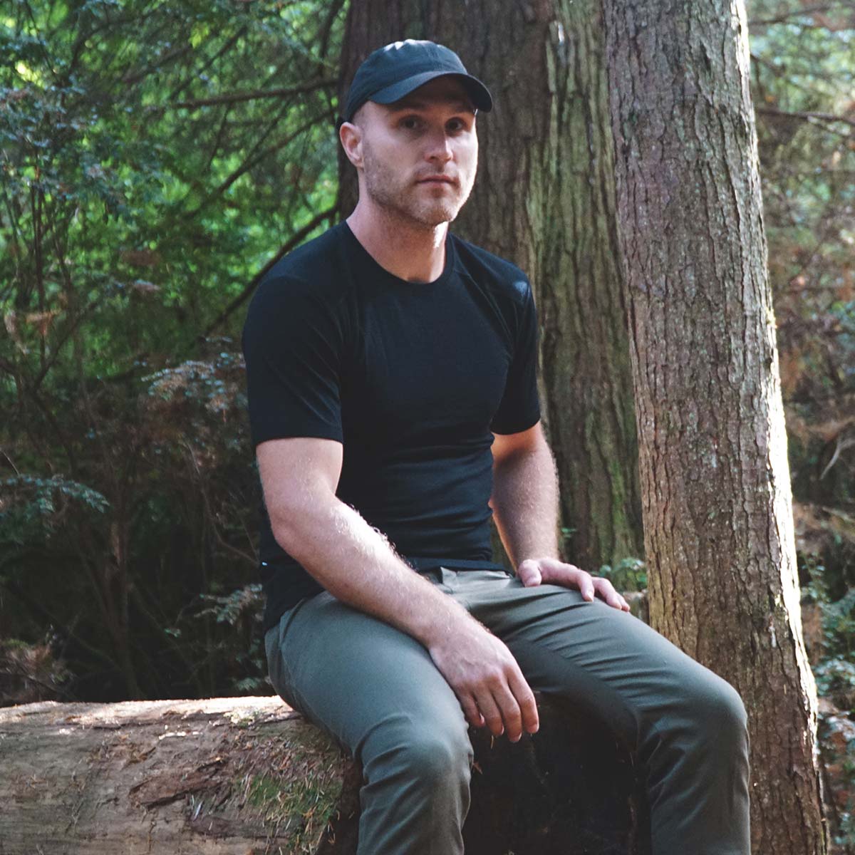 Microweight - Men's Wool Raglan T-Shirt Woolverino - Concordia Style Boutique