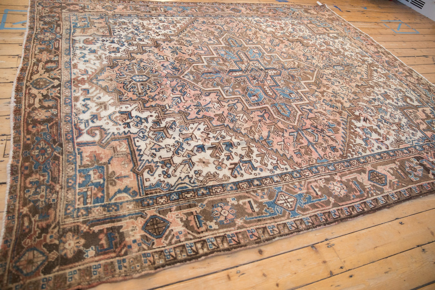 7.5x9.5 Vintage Mehrivan Carpet