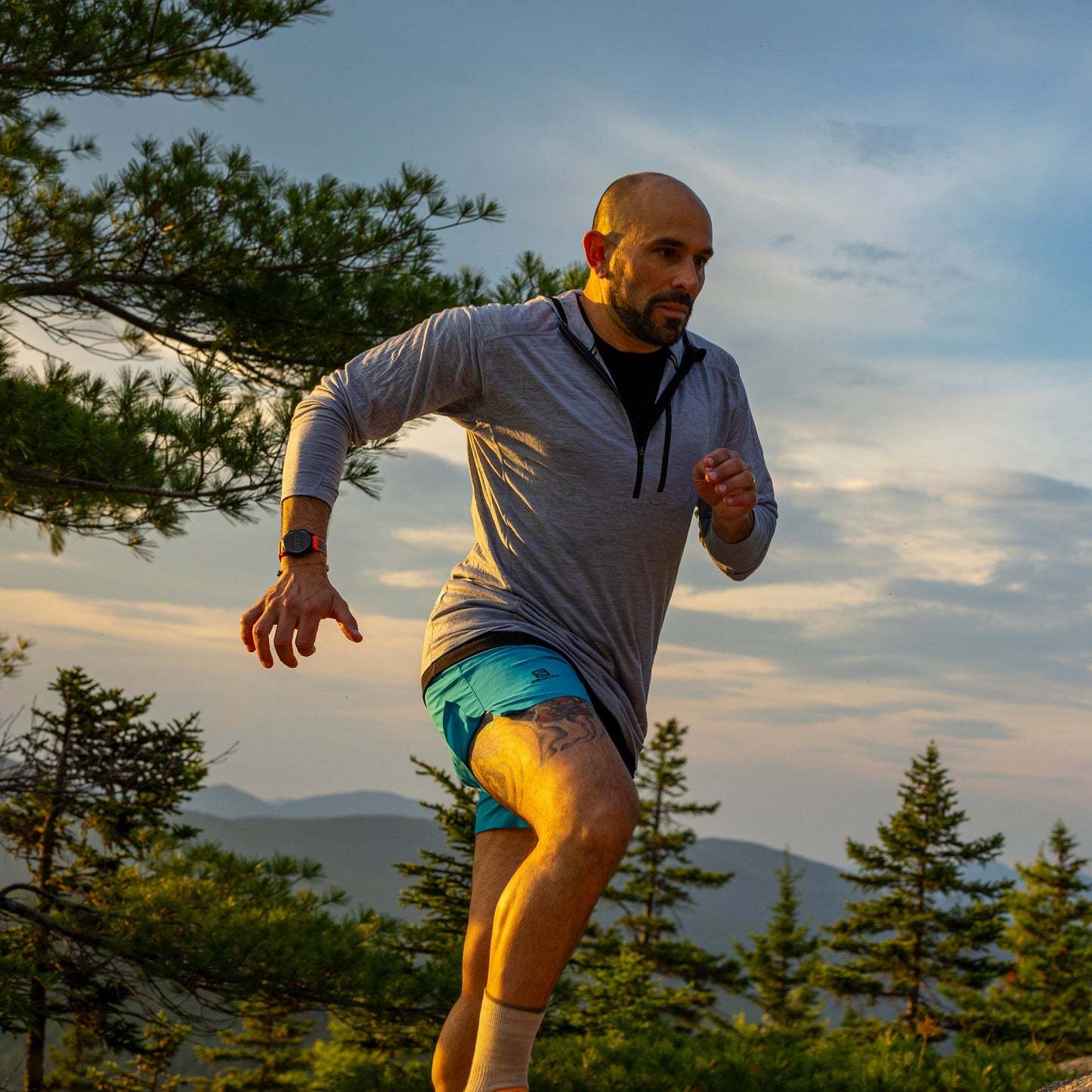 Microweight - Men's Wool 1/4 Zip Sun Hoodie Woolverino - Concordia Style Boutique