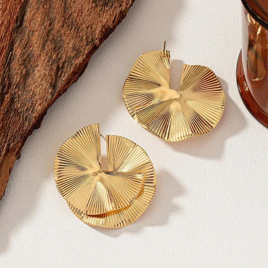FAN-SHAPED EARRINGS (PAIR) - Concordia Style Boutique