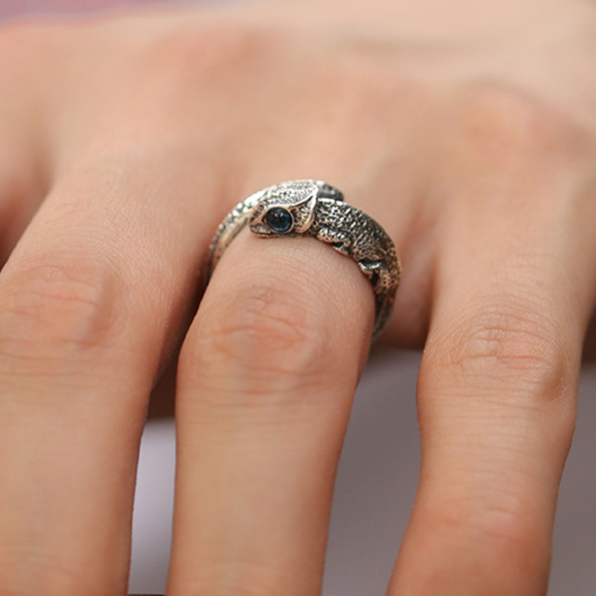 CHAMELEON RING (ADJUSTABLE) - Concordia Style Boutique
