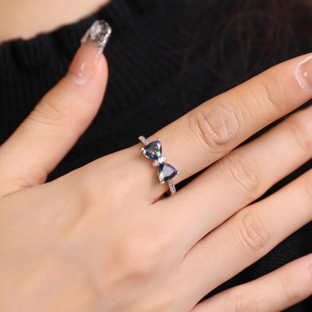 DEEP BLUE BOW RING - Concordia Style Boutique