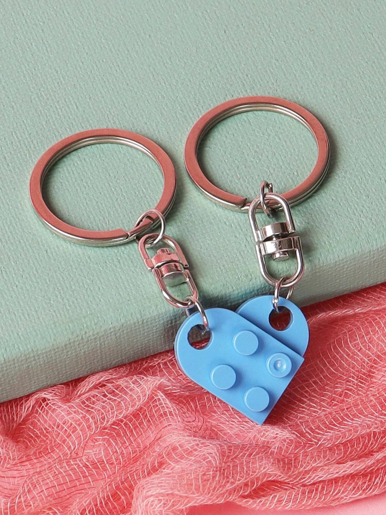 FRIENDSHIP HEART KEYCHAIN SET - Concordia Style Boutique