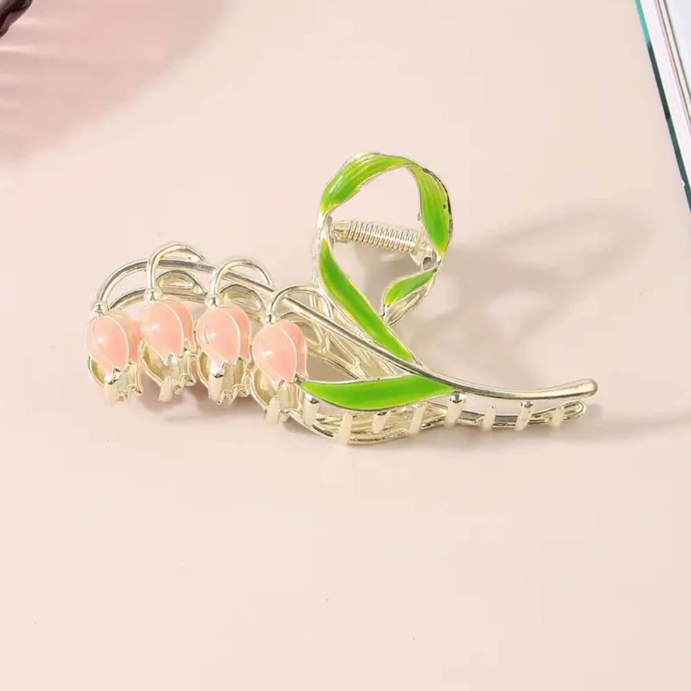 LILY FLOWER HAIR CLIP - Concordia Style Boutique