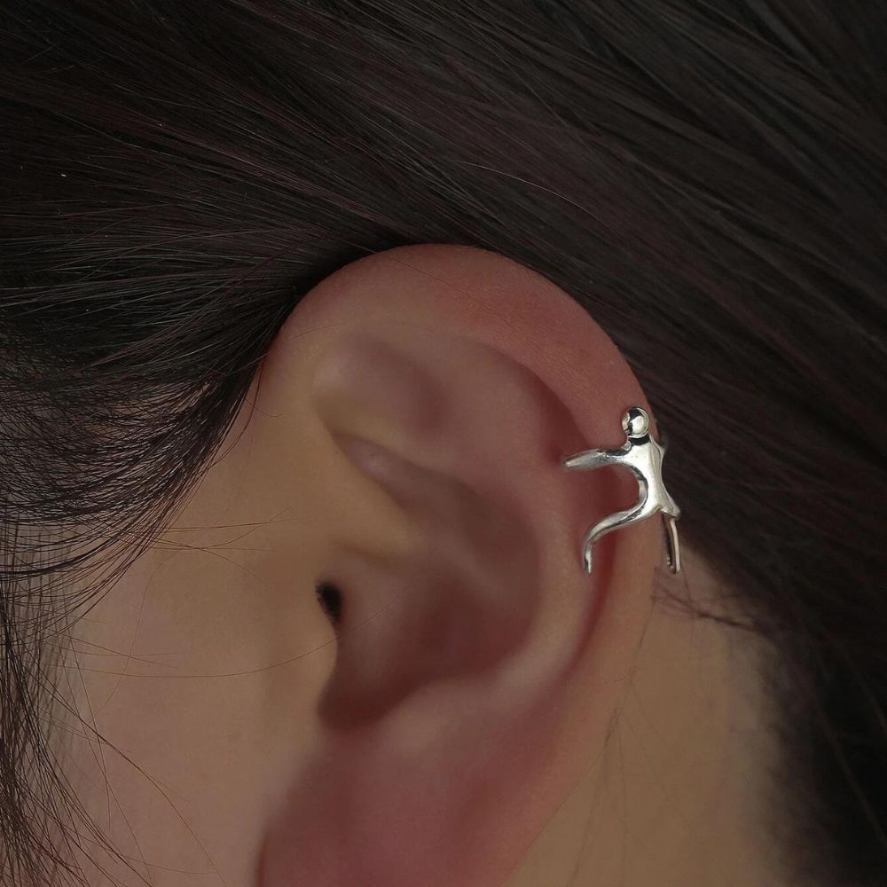 CLIMBING FIGURE EAR CUFF - Concordia Style Boutique