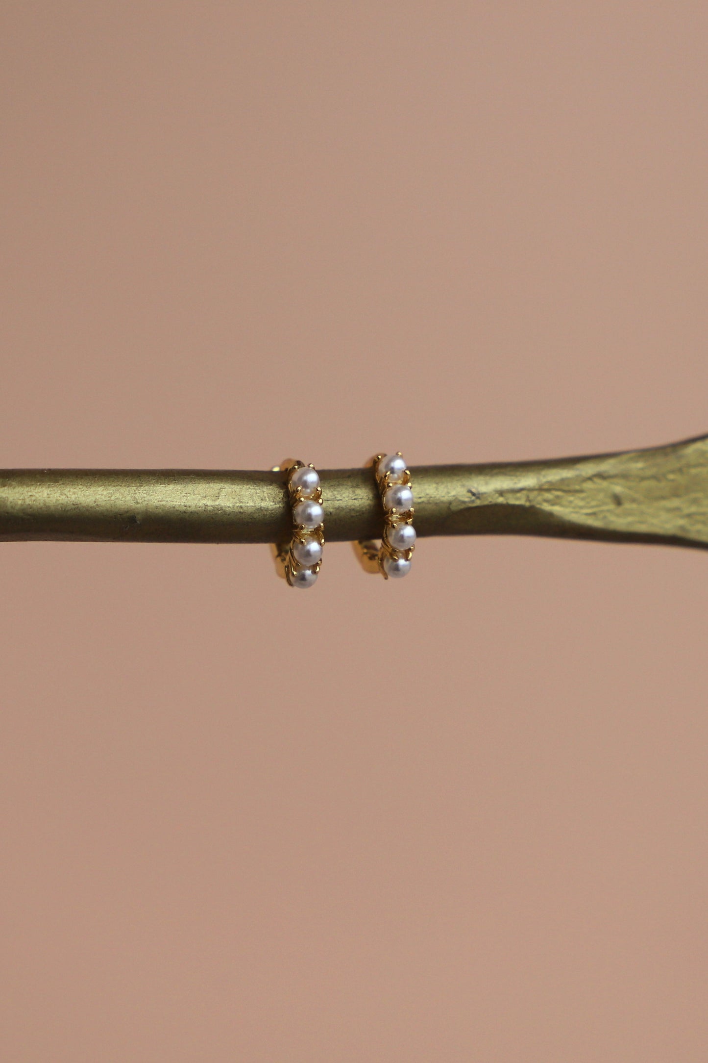 MINI PEARL HOOPS - Concordia Style Boutique