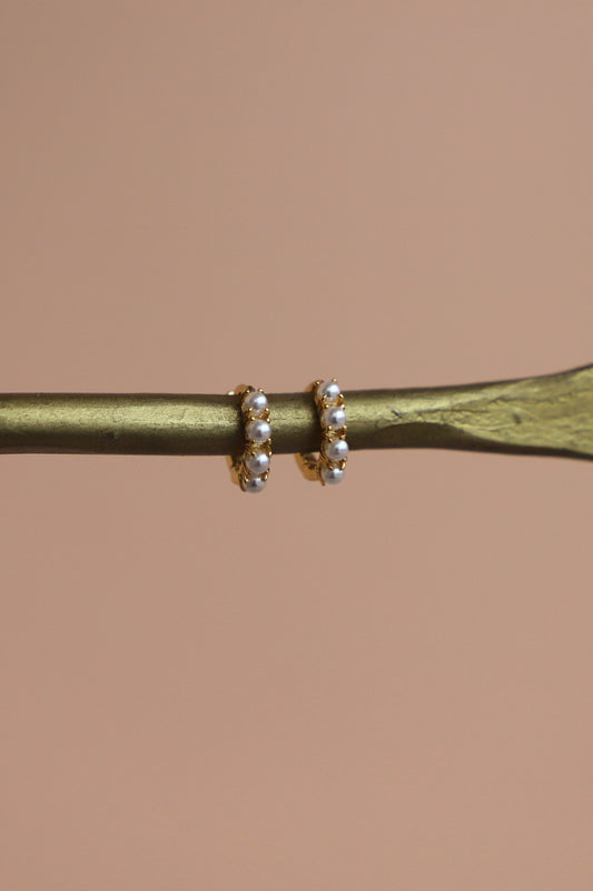MINI PEARL HOOPS - Concordia Style Boutique