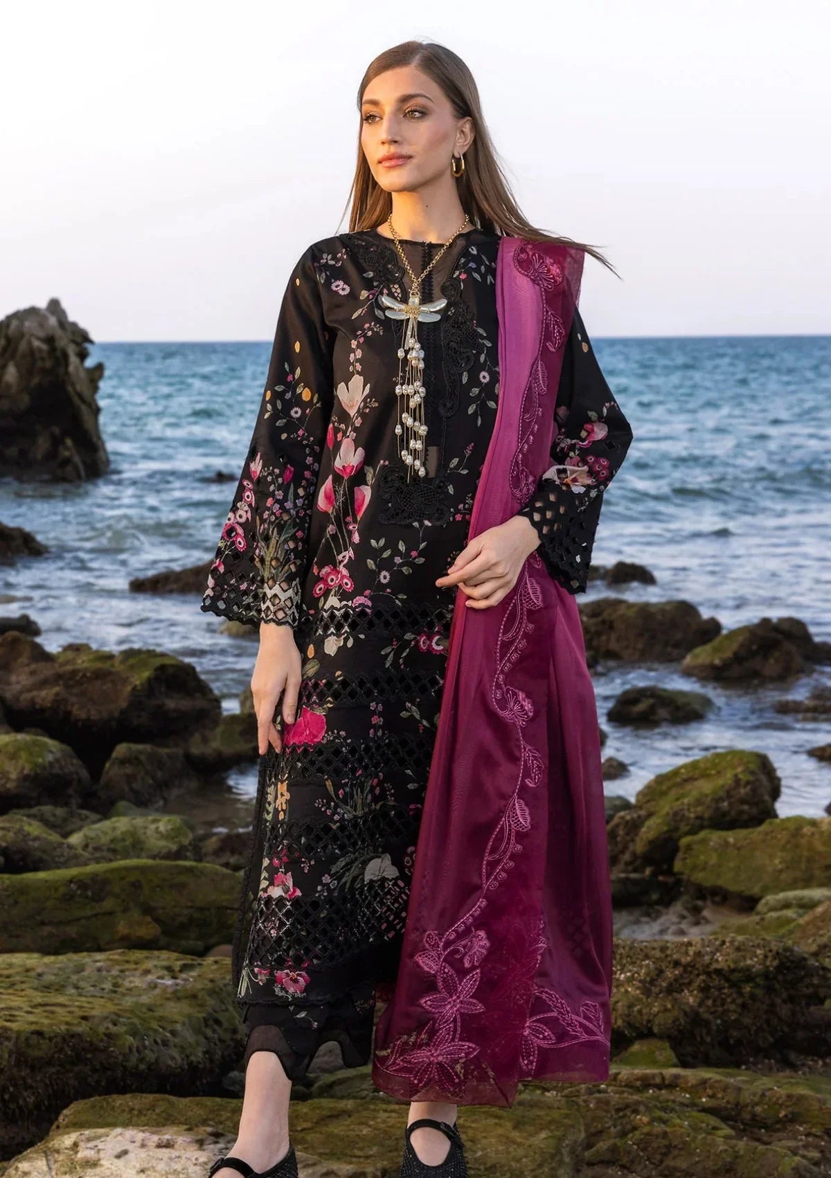 Crimson - D4 B Midnight Black  03 Piece Lawn