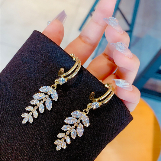 LEAF TASSEL EARRINGS (PAIR) - Concordia Style Boutique