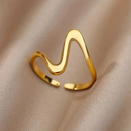 GOLD WAVE RING (ADJUSTABLE) - Concordia Style Boutique