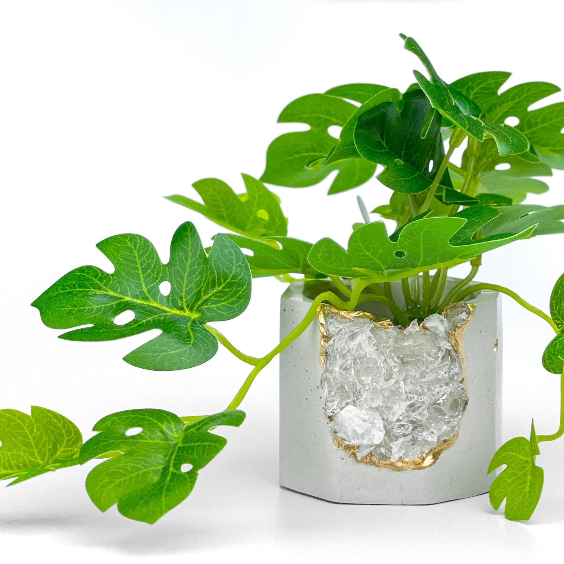 Raw CLEAR QUARTZ GEODE PLANTER - Concordia Style Boutique