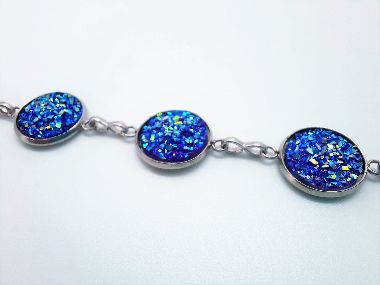 Iridescent Druzy Stone Link Bracelet