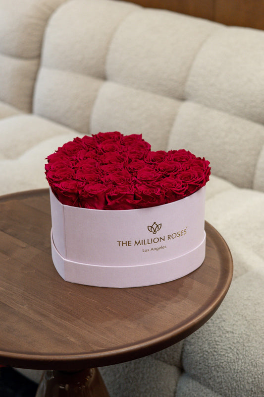 Heart Light Pink Suede Box | Red Roses