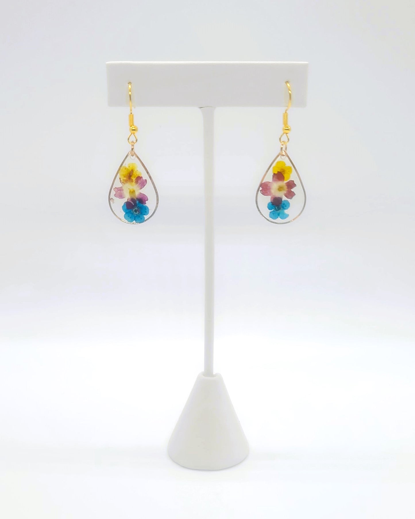 Pressed Flower in Resin Teardrop Earrings