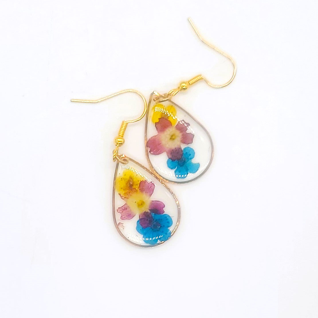 Pressed Flower in Resin Teardrop Earrings