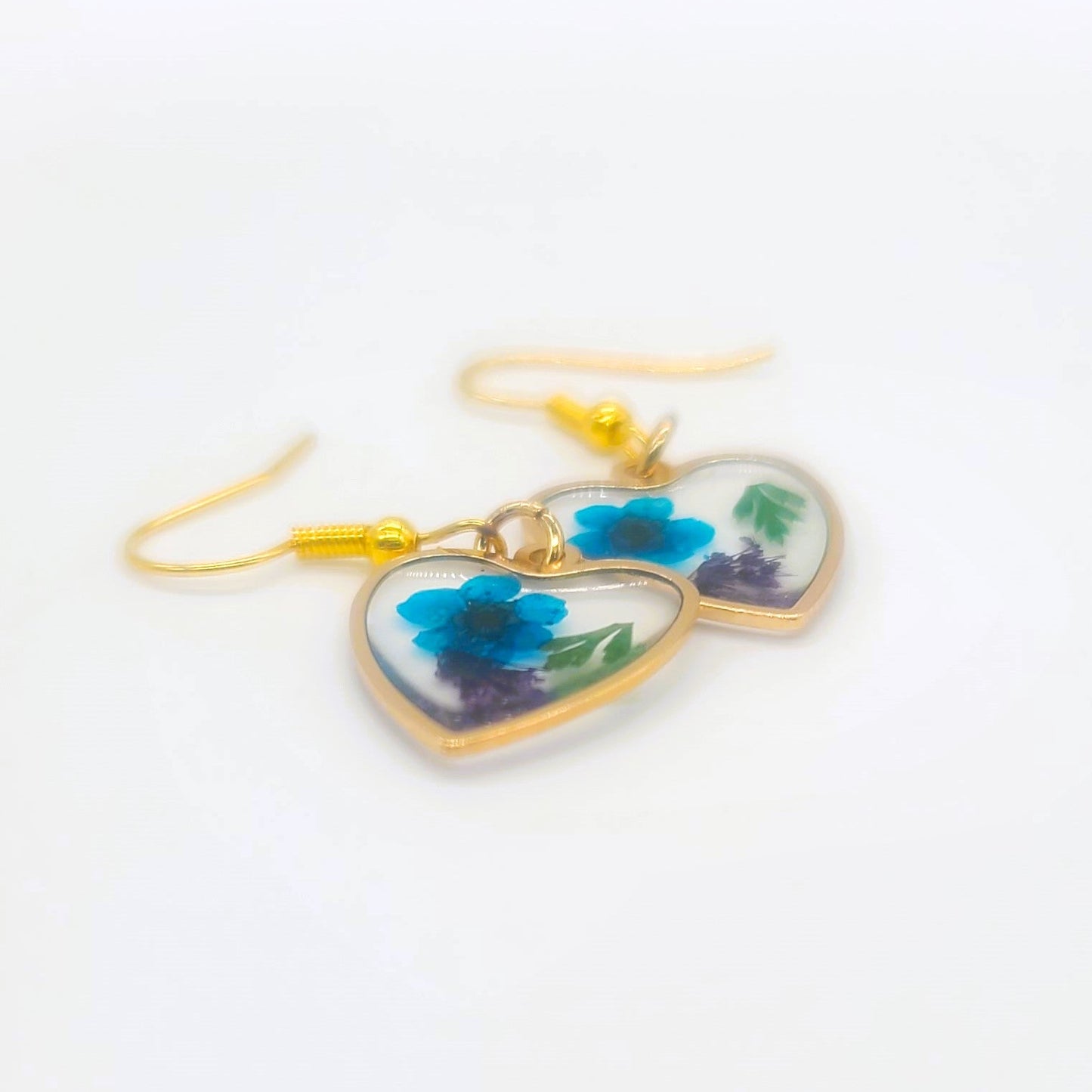 Pressed Flower in Resin Heart Earrings