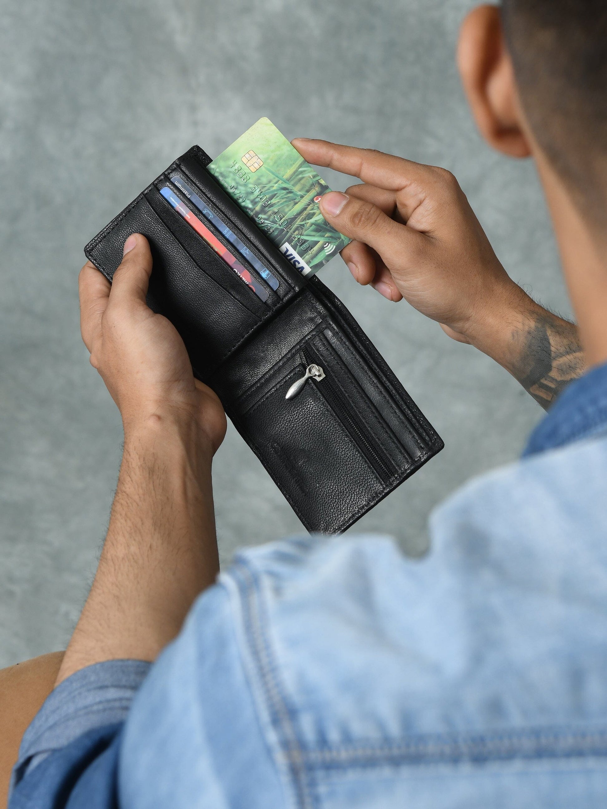 Donovan Men's Wallet - Concordia Style Boutique