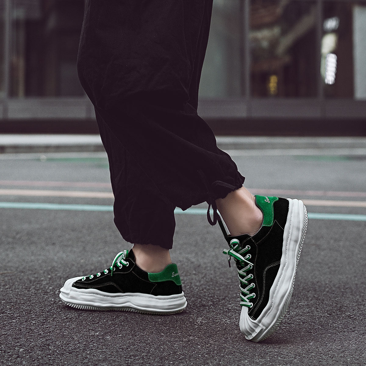 LQ225 EMA 11 Sneakers - Concordia Style Boutique