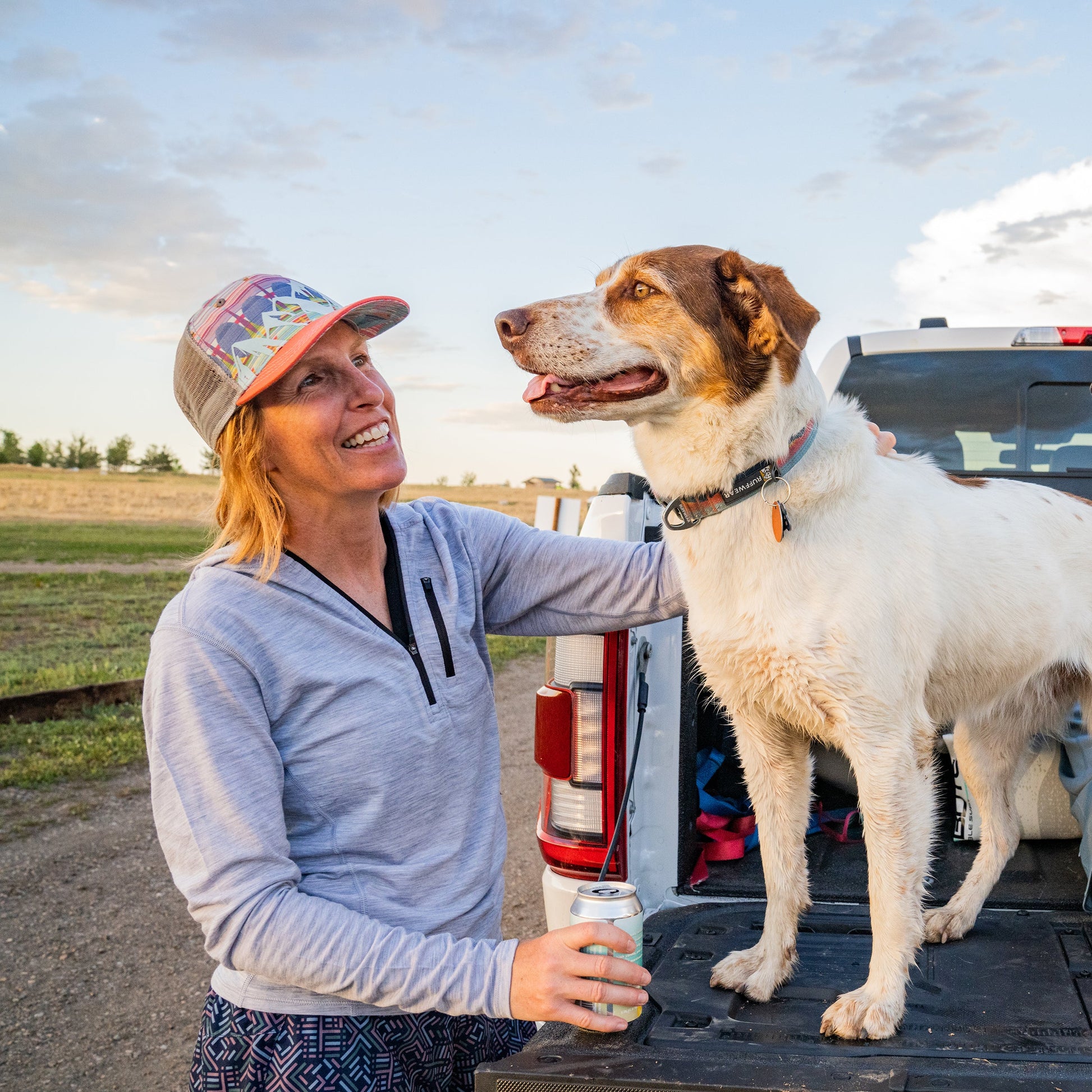 Microweight - Women's Wool 1/4 Zip Sun Hoodie Woolverino - Concordia Style Boutique