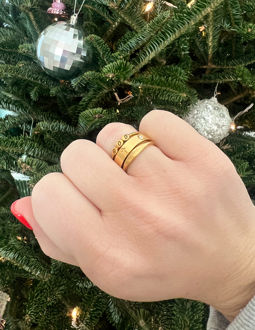 Dainty Vine Ring - Concordia Style Boutique