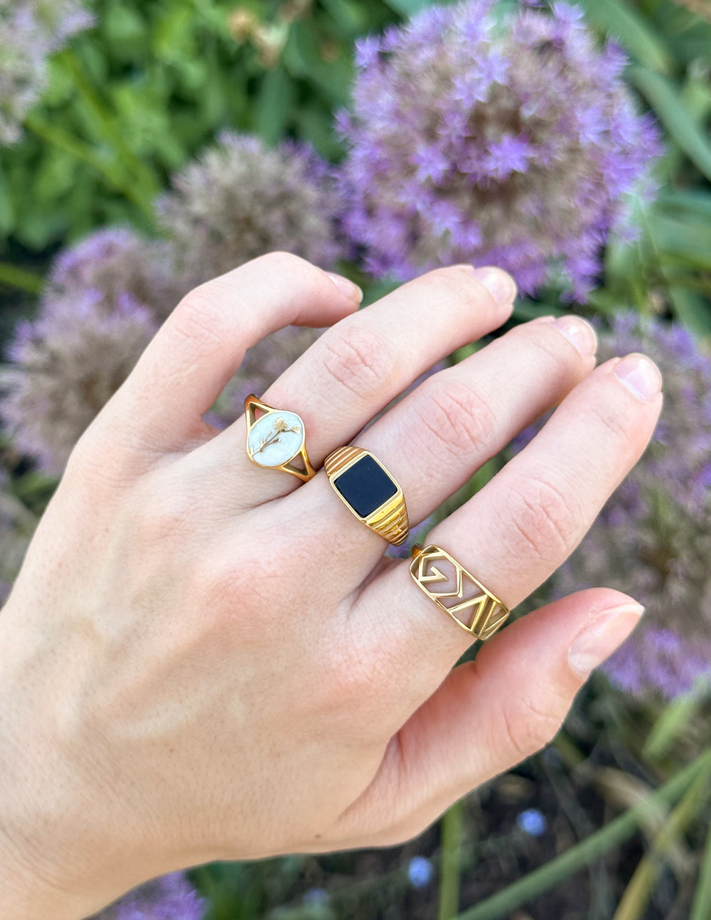 Onyx Signet Ring - Concordia Style Boutique