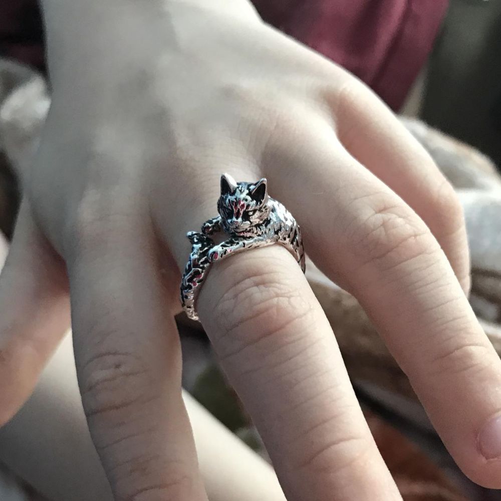 HUGGING FELINE RING (ADJUSTABLE) - Concordia Style Boutique