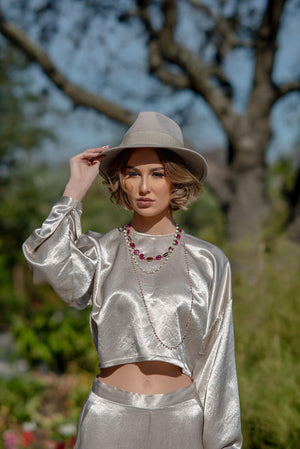 Descriptive image text