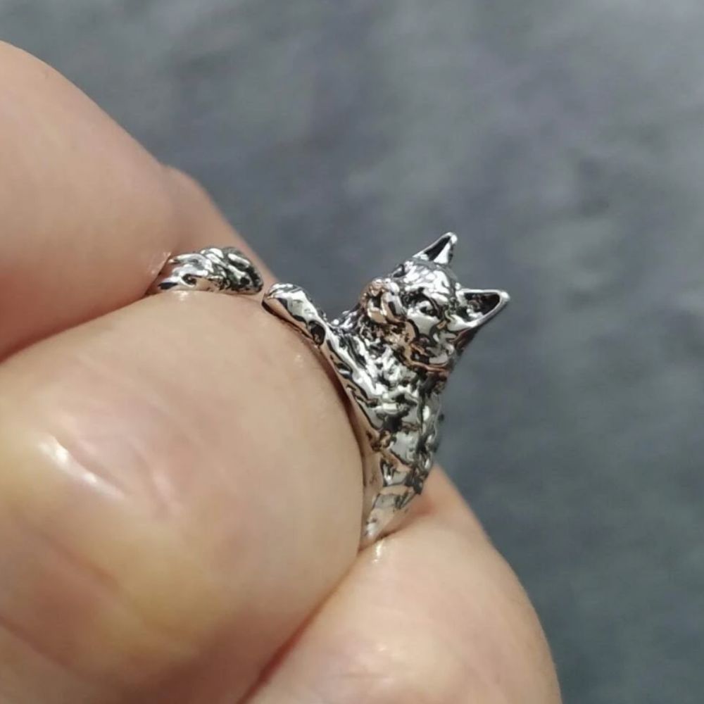 HUGGING FELINE RING (ADJUSTABLE) - Concordia Style Boutique