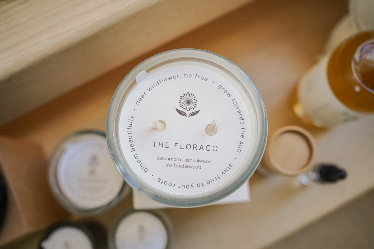 Candle Floraco: Cedarwood, Sandalwood, Iris and Cardamom